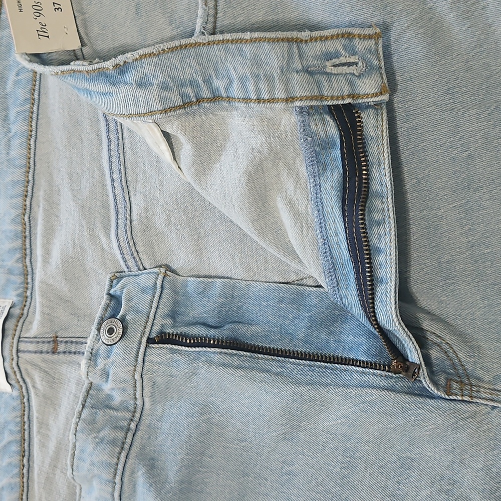 Abercrombie & Fitch Women's 90s Relaxed High Rise Light Blue Jeans:Size- 24S - Picture 5 of 13